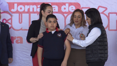 VIDEO Dan arranque a campaña de vacunación contra el VPH en escuelas