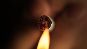 VIDEO Aumenta el consumo de cigarro en menores de edad