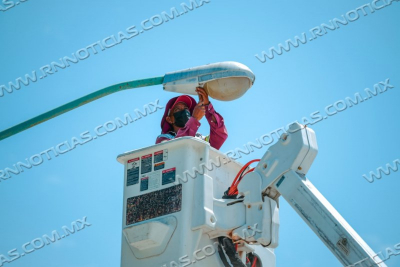 ILUMINAR&Aacute;N SECTOR ORIENTE CON EL PROGRAMA &ldquo;NUEVO LAREDO SE PRENDE&rdquo;