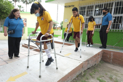 LLEVA DIF MENSAJE DE EMPAT&Iacute;A E INCLUSI&Oacute;N A ESTUDIANTES DE PRIMARIA