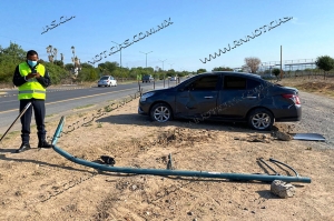 Sobrevive a volcadura en Nuevo Laredo