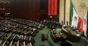 Senadores incrementan su salario mensual; ahora perciben 132 mil 900 pesos