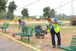ATIENDEN CUADRILLAS DEL GOBIERNO MUNICIPAL ESPACIOS P&Uacute;BLICOS TRAS FESTEJOS DE PASCUA