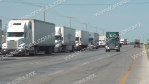 Continúa la falta de operador de trailers en Nuevo Laredo