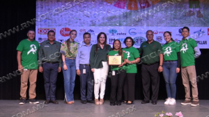 Celebran D&iacute;a Mundial del medio ambiente con elaboraci&oacute;n de art&iacute;culos reciclados