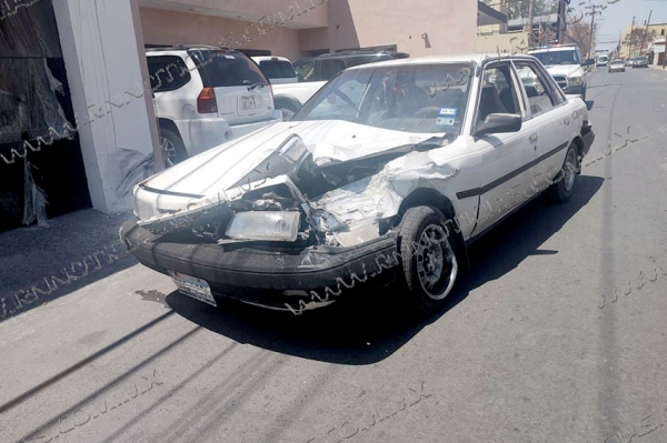 Huye cafre tras provocar accidente en Nuevo Laredo