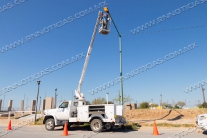 PLAN DE RESCATE: GOBIERNO MUNICIPAL ALUMBRA CALLES Y COLONIAS