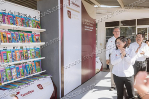 Dan banderazo de salida a la distribuci&oacute;n de libros de texto gratuito para ciclo escolar 2023-2024