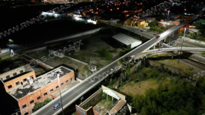 AVANZA PROGRAMA &ldquo;NUEVO LAREDO SE PRENDE&rdquo;; GOBIERNO REPARA SIETE SUPERPOSTES
