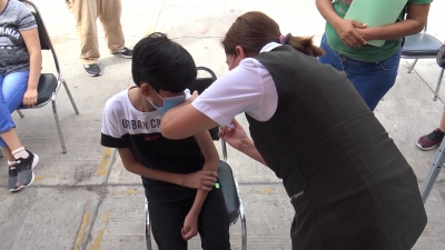 VIDEO Inicia vacunaci&oacute;n anticovid para menores de 12 a 17 a&ntilde;os con enfermedades