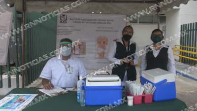 IMSS acerca vacunaci&oacute;n contra influenza a poblaci&oacute;n