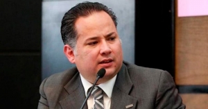 Tiene FGR 4 carpetas contra Santiago Nieto