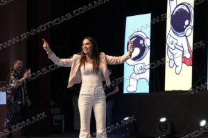 DISFRUTAN ESTUDIANTES DE PANNARTI CONFERENCIAS EN  CONGRESO IUVE