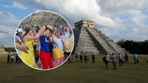 Revelan identidad de la mujer que subi&oacute; a pir&aacute;mide de Chich&eacute;n Itz&aacute;