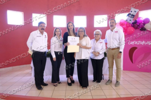 REALIZAN BAZAR DE MANUALIDADES Y EXPOSICI&Oacute;N EN CASA CLUB DEL ADULTO ACTIVO DEL  SISTEMA DIF