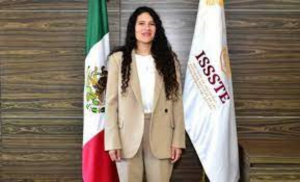 Bertha Alcalde es la nueva titular del Issste; L&oacute;pez Obrador la designa