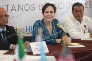 RESPALDA INICIATIVA PRIVADA Y SOCIEDAD CIVIL A CARMEN LILIA CANTUROSAS ANTE CAMPA&Ntilde;A DE DIFAMACI&Oacute;N EN EL ESTADO