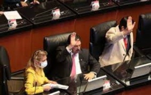 Senado aprueba 12 d&iacute;as continuos de vacaciones al primer a&ntilde;o de trabajo
