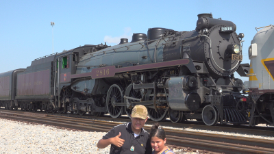 VIDEO Dan &uacute;ltimo adi&oacute;s a la Locomotora la Emperatriz 2816 por territorio mexicano