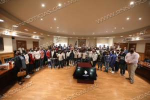 VISITAN NI&Ntilde;OS DE PRIMARIA &ldquo;RITA DEL VALLE GARC&Iacute;A&rdquo;  SALA DE CABILDO