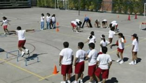 Llevan medidas de prevenci&oacute;n a escuelas ante ola de calor